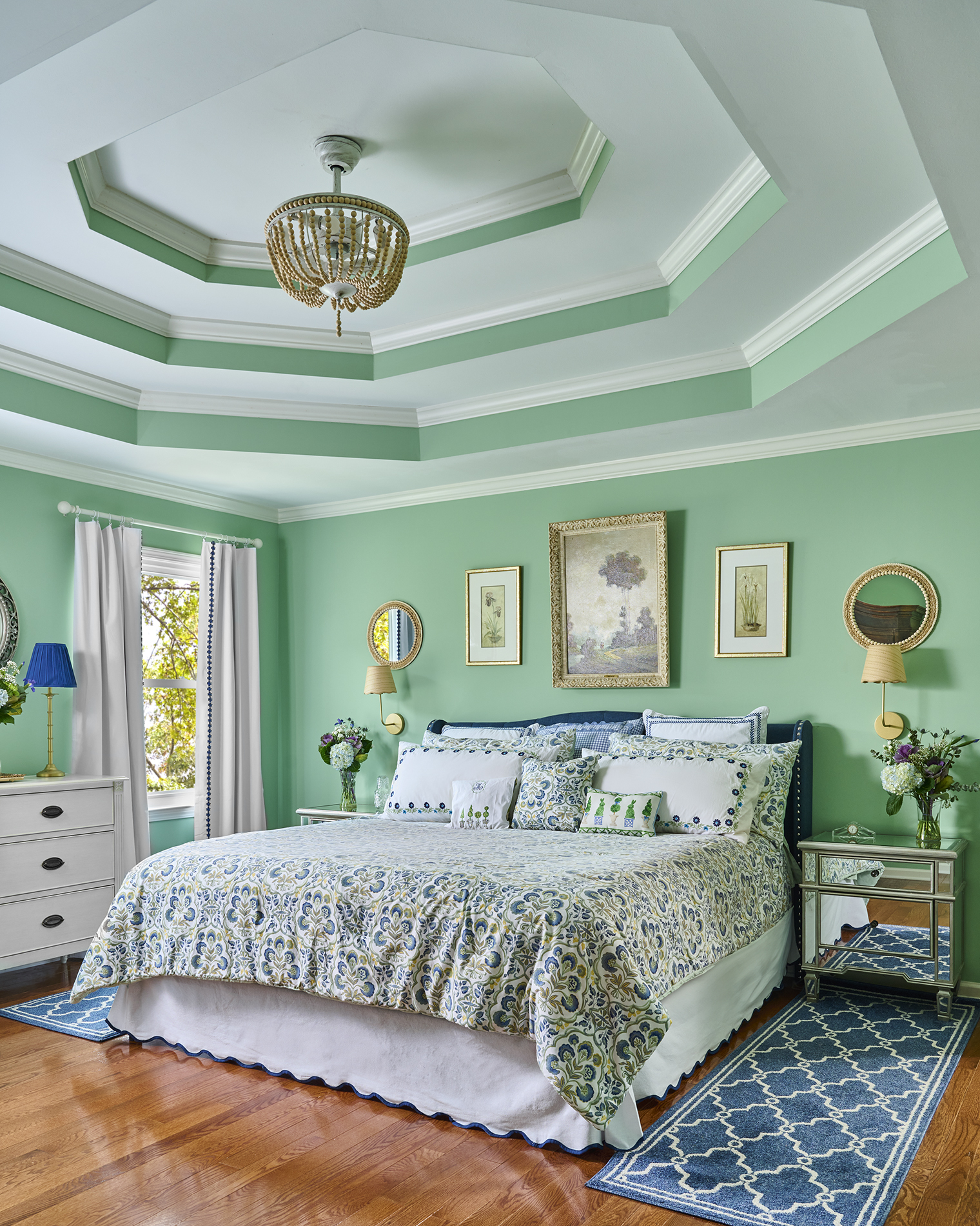 Primary Suite — Tray ceiling & gallery wall